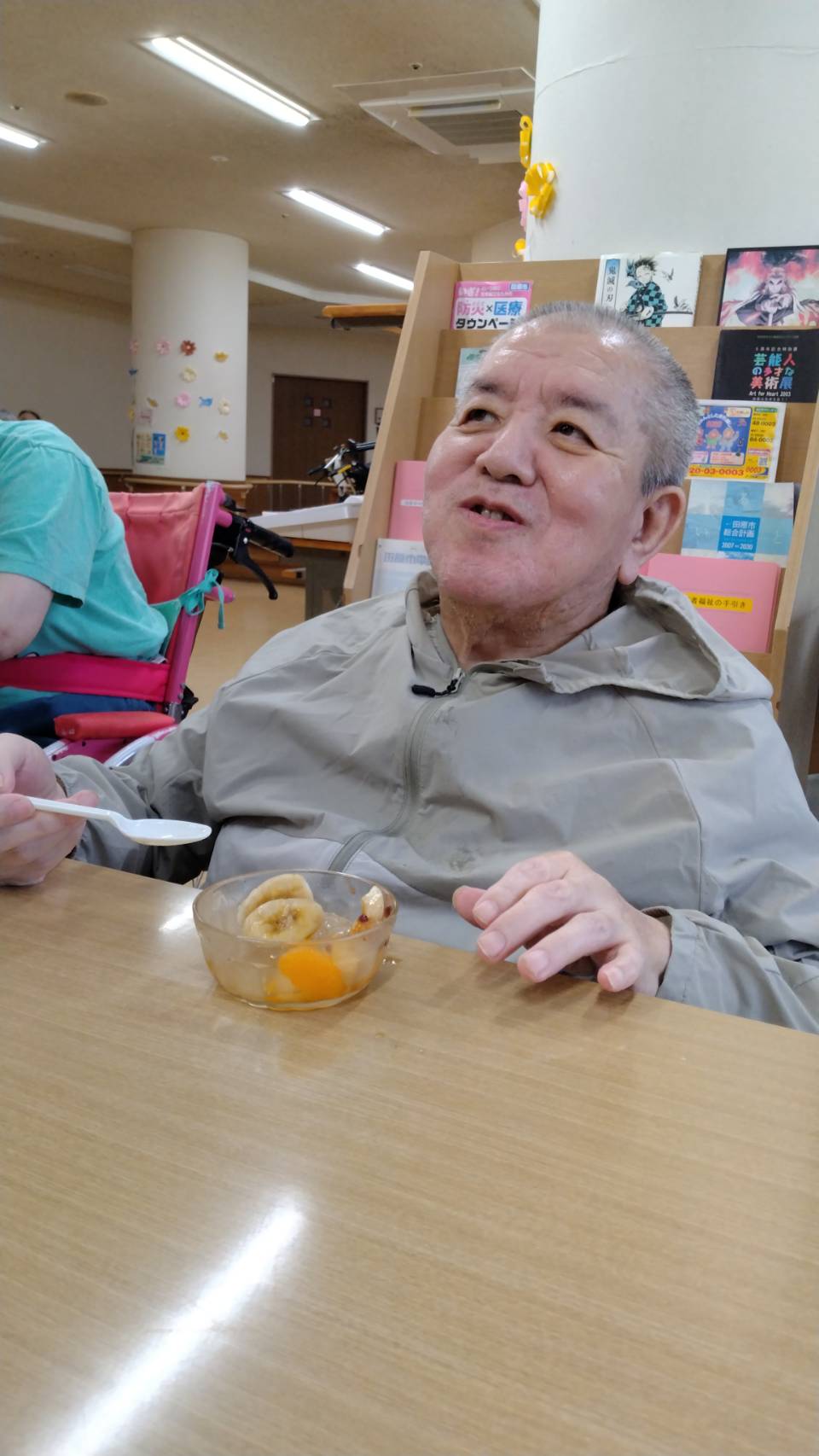 喫茶の日季節限定メニューを楽しんでください。☕🍰