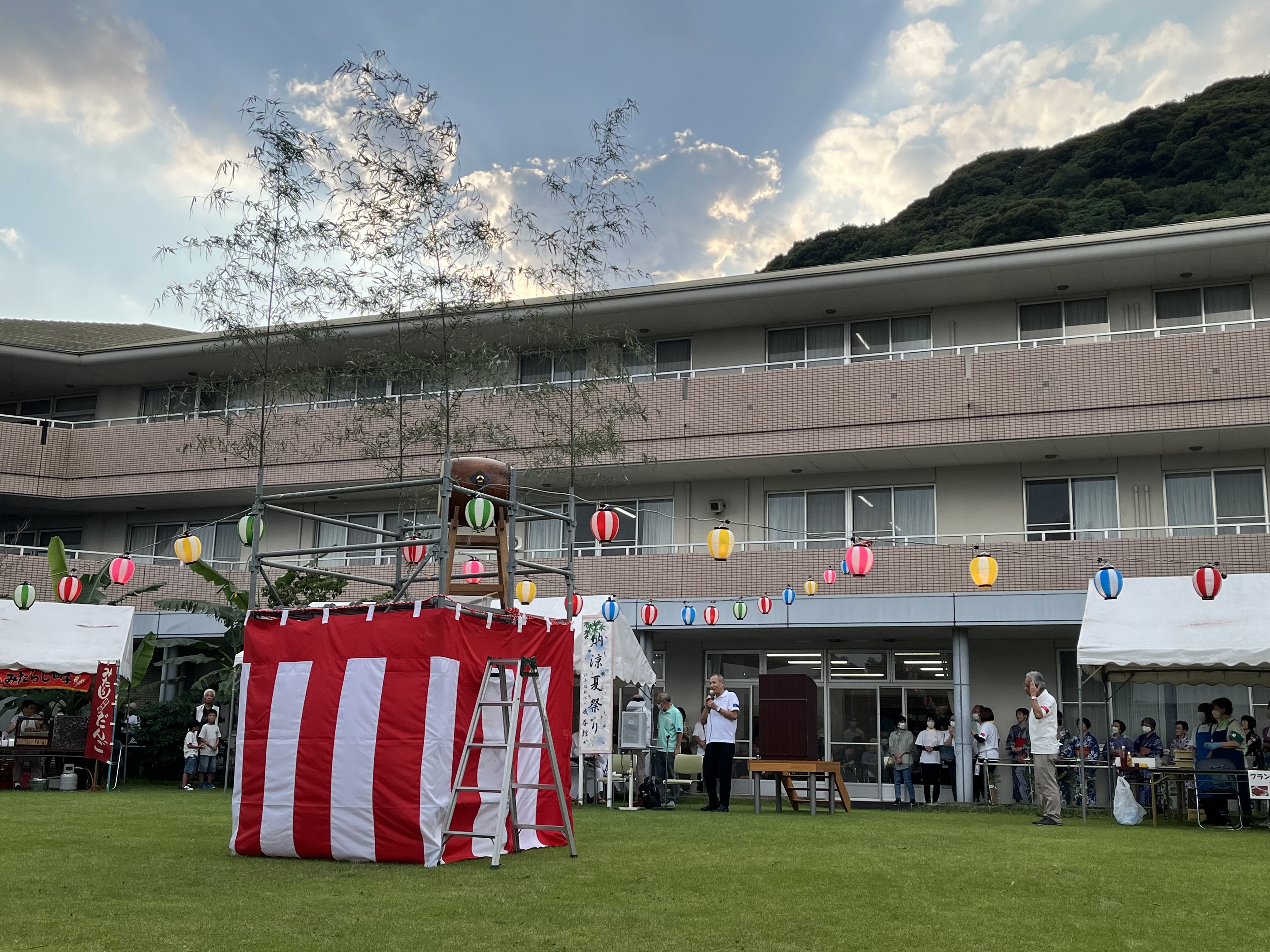 成春館納涼夏まつりを開催